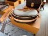 حقيبة الكتف المصمم 10A مرآة الجودة حقيبة قمر حقيقية من الجلد البازلاء الكعك الكمالي