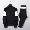 أزياء رجال جديد للرجال مصمم التعرقات للنساء نساء رجالي لذلة الربيع في الخريف الخريف Thin Tech Fleece Joggers سترة من قطعتين مجموعة رياضية طويلة الأكمام M-3XL