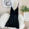 Vêtements de nuit pour femmes Lingerie soyeuse Robe d'impression Vêtements de nuit Chemise de nuit Dentelle Été Femme Loungewear Femmes Sexy Chemise de nuit Satin Strap Home