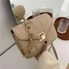 Sac d'épaule Femelle Crossbodybody Bag Dames Designer Handsbag Femmes Bag Retro Chain Fashion Pu Leather 2021 Nouveau réseau de tendance Simple G235K