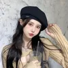 Berets Coreano Clássico Premium Feel Black Beret Primavera Outono Fino Cor Sólida Ins Trendy Versátil Pintor Chapéu Simples Caps para Mulheres