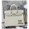 Borsa in platino Designer Sw 2024 Moda in pelle Monospalla Diagonale Campata Blocco portatile Pendolarismo Pelle per il tempo libero A23Y