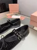 MIUI Bestkvalitativ Spring Single Early Shoes 2024 Importerade Sheepskin Ladies Fashion Luxury Design Sandaler