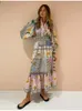 Modna Długa sukienka z nadrukiem w szyku w dekolcie do damskiej wiosennej sukienki o długim talii w 2024