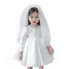 Abiti da ragazza Flower Boy Wedding Little White Satin Princess Dress Compleanno per bambini Leggero Lusso Un anno Baby Autunno