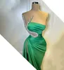 2024 Green Evening Dresses Wear One Shoulder Crystal Beads Sleeveless Floor Length Side Split Custom Satin Formal Prom Dress Evening Gowns