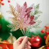 Kwiaty dekoracyjne świąteczne złotą sosnę gałęzie sztuczne igły błyszczą