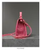 Lyxläder täckt med Swarovski Imitation Crystal Single Crossbody Bag Fashion Mini Bag Storlek 19 x 13 x 9 cm Sling Bing Rhinestone Diamante axelväskor
