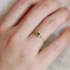 Anillos de racimo Diseño Cristal verde Cadena cuadrada Anillo para mujer Ajustable Retro Exquisito Luz Lujo para boda Joyería de plata