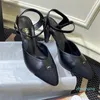 Kristall-Sandalen, zweifarbig, zweifarbig, Lederketten, Pumps, flache Pantoletten, Slingback, formelle Mary Jane, Schleife, Kitten-Heels, Sommer-Damen-Hochzeitskleid