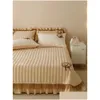 Conjuntos de cama outono e inverno estilo princesa engrossado cama de fibra de leite quente conjunto er 4 peças. Colcha de edredão duplo acolchoado Drop Delivery Dhhex