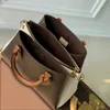 10A Mirror Quality Designer Bag Womens Bag Vendome Cowhide Shoulder Tote Bag Crossbody Bag Lady Canvas äkta läder med låda