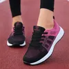 Klänningskor Kvinnors avslappnade sneakers andas Sport färgblock snörning