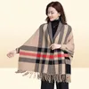 Zjzll mode lång fransad multicolor vinter varmt sjal och wrap med ärmar pläd stickad pashmina randig udde tröja poncho y2901474