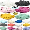 zuecos clásicos sandalias de diseñador crocs hombres mujeres sandalias zapatillas de playa toboganes impermeables hospital niños hombres mujer zapatilla