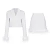 320 2024 Primavera Verano Marca Mismo estilo Conjuntos de dos piezas Cuello de solapa Imperio Manga larga Blanco Negro Rojo Alta calidad Falda corta de dos piezas para mujer puré