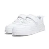 Białe chłopcy Sneakers Flats Buty Casual Buty Czarne dzieciaki Kid Sneakers Pu Skórzanie Wygodne sportowe buty tenisowe dla chłopców 240118