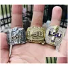 Clusterringen Lsu 3pcs 2003 2007 Tigers Nationals Team Champions Championship Ring met houten kist Souvenir Mannen Fan Gift Groothandel Dr Dhbjk