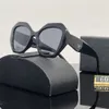 Projektanści okulary przeciwsłoneczne dla kobiet męskie okulary przeciwsłoneczne mężczyźni Men Classic Style Modna Outdoor Uv400 Podróżowanie plaż