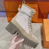 Nowe damskie buty projektant Martin Desert Boot High Heels Kostki Vintage Drukuj skórzany but klasyczny luksusowe botki modne buty zewnętrzne z pudełkiem 480