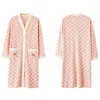 Vêtements de nuit pour femmes 2024 Chemise de nuit Femmes Printemps Automne Double face Coton Sleepshirts Manches longues Plaid Hiver Robe Midi Pyjamas