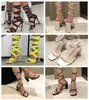 Designerska kobieta sandały na wysokim obcasie moda sukienka biurowa buty koronkowe buty na płytkie krojone sandały gumowe skórzane letnie kostki kapcie