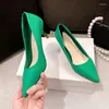 Zapatos de vestir de alto grado verde de tacón alto Joker boca poco profunda temperamento puntiagudo tacón fino 5 cm medio cómodo mujer