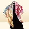 Halsdukar designer silkhuvud halsdukar för kvinnor manual rullad halsduk 90x90 topp bandana tryck foulard femme soie de marque luxe1020062