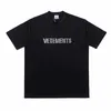 T-shirt de créateur pour hommes T-shirts pour hommes Nouveaux Vetements T-shirt Hommes Femmes 1 1 Haute Qualité Violet Blanc Lettre Imprimé Vetements Vtm Hip-hop T-shirt