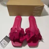 ZA Nuovo 2023 Estate Fiori di rosa rossa che indossano pantofole a fondo piatto Testa da donna Versatile Moda Scarpe singole per le donne