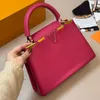 Dames Tote Bag Handtas Portemonnee Koeienhuid Volnerf Patroon Schoudertassen Designer Capu Clutch Letter Hardware Gesp Echt leer Topkwaliteit Afneembare riem