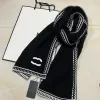 Fashion White Wool Scarf Womens Designer Scarves Silk Weave Letters Luxury Black C Letter Cashmere Check Pattern Pashmina Furry Wrap Mens Shawl -6