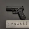 Vollständige Serie Metallpistole Spielzeug Hochsimulationspistolenmodell abnehmbar G17 M1911 Desert Eagle M92F Kostenlos zusammenbaubare Legierungspistolen Schlüsselanhänger Geschenk ZZ