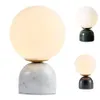 Bureaulampen Moderne LED Marmeren Tafellamp Home Decor Glazen bal Tafellampen Slaapkamer Nachtkastje Studie Hotel Woonkamer Bureaulamp Voor Thuis YQ240123