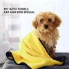 Принадлежности Банные полотенца для собак Впитывающий халат для домашних животных Быстросохнущее полотенце для собаки Микрофибра Халат для кошек Быстросохнущая простыня для щенка Простыня для кошек