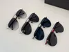 Дизайнерские солнцезащитные очки для мужчин и женщин 8962 Поляризованные линзы Мода на открытом воздухе Тонкие и складные овальные очки Анти-Ультрафиолетовая пластина в стиле ретро Полная рамка Случайная коробка