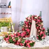 250 cm Fleurs de vigne rose artificielle avec feuilles vertes suspendues de fausses roses vigne pour la chambre anniversaire mariage anniversaire de Noël murs de Noël décor de printemps fleur rouge