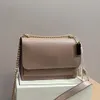 Designer-Tasche, Umhängetasche, hochwertige Damen-Umhängetasche, Kroko-Muster, klassisch, luxuriös, Schwarz und Weiß, mit Goldkette, neue Party- und Dinner-Tasche