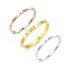 Bracciale dell'amicizia d'amore placcato oro 18 carati da 4 mm 6 mm con pietre di zirconi cubici Bracciale rigido in acciaio inossidabile I migliori regali per le donne