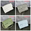 Women's bag new chain bag fragrance one shoulder bag small square bag diamond grid storage bag