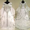 2020 Abiti da sposa medievali Strega Celtica Tudor Costume rinascimentale Gotico vittoriano con spalle scoperte Manica lunga da sposa 283a