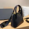 حقائب حمل للنساء أزياء الأزياء حقيبة اليد الكلاسيكية حقائب اليد الأنيقة سيدة المحار كروس المصممة مصممة ليلي ميني جلود صغيرة 165T