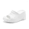 Sandaler Super Big Size Playform House Women's Shoes Luxury Slipper Woman Sneakers Sport Basctemis Second Hand Besökare