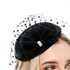 Berets bowknot fascynator dam dzień wyścigi ślubne Royal Ascot Veil Hat