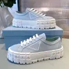 Designer casual skor gabardine nylon sneakers kvinnor modemärke hjul tränare lyx canvas sneakers mångsidiga fasta färgplattformskor