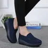 Robe chaussures femmes pompes mocassins augmenter plate-forme douce lumière antidérapante respirant mode affaires travail décontracté quatre saisons