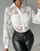 Blouses pour femmes Shrits Femmes Col rabattu Boutonné Dentelle Top Blanc Creux Out Femmes Tops Chemise À Manches Longues Sexy