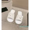 Designer Women sandals Quilted Velvet Sheepskin flat Slippers Crystal Mules Loafers Leather Flats Flip Flops Slides Sliders