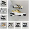 Designer luxe versageness Sneaker décontracté plate-forme basse chaussures hommes femmes Couple en plein air salle de sport en cours d'exécution Zapatos chaussure de basket-ball