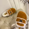 Nya Shearling Slippers Flat Luxury Fur Slipper Room Baotou Designer Mules Scuffs Women's Wool Home Shoes Winter Warme Expanded Gummi Sole Fluffy Top Quality Lug Tread